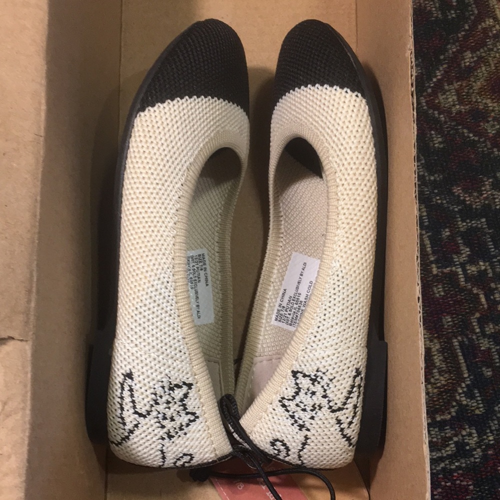 New! Lily&Dan Girls’ Cat Ballet Flats size 7/8 Tan/Black Washable